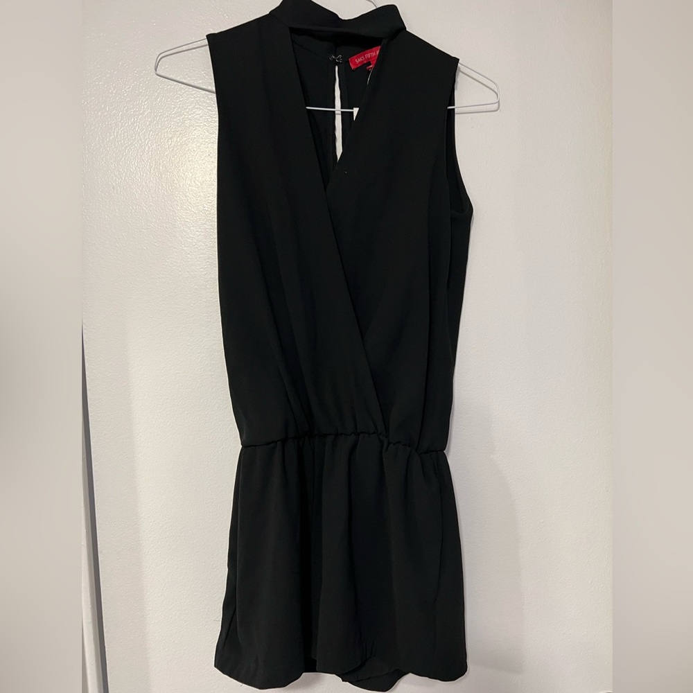 Saks Fifth Avenue Black Womens V-neck Sleeveless Romper- Size S. Never worn-NWT!